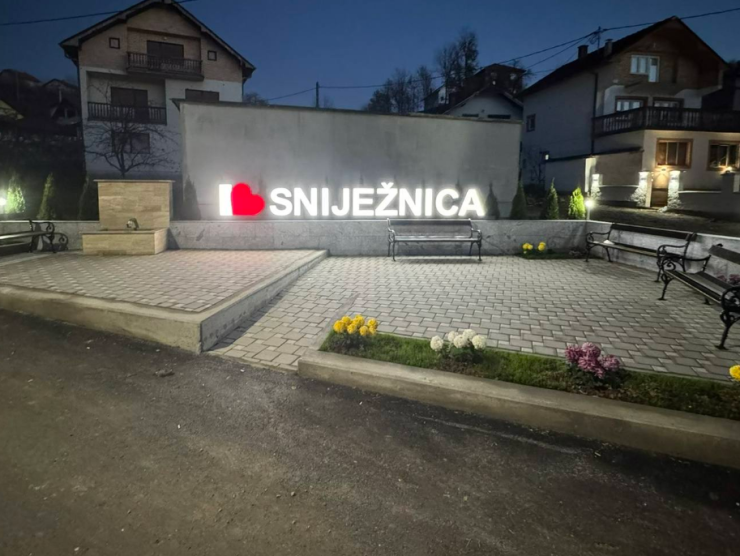 I LOVE SNIJEŽNICA, oblaganje zidova i uređenje korita prirodnim kamenom Alpine white i Travertin 62 I LOVE SNIJEŽNICA, oblaganje zidova i uređenje korita prirodnim kamenom Alpine white i Travertin